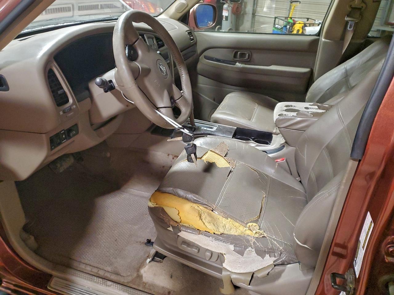2004 NISSAN PATHFINDER