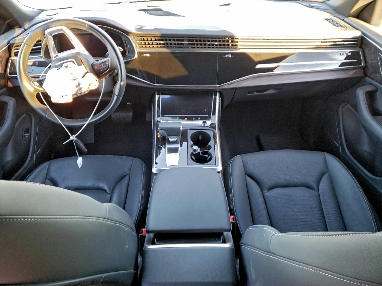 2019 AUDI Q8