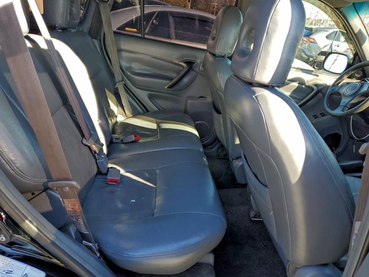 2001 TOYOTA RAV4