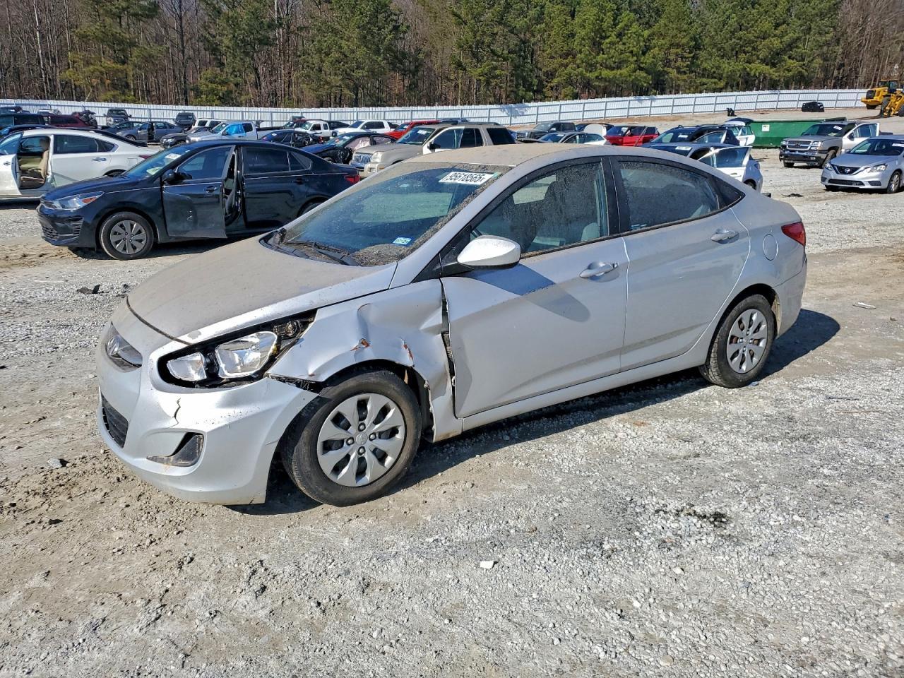 2016 HYUNDAI ACCENT