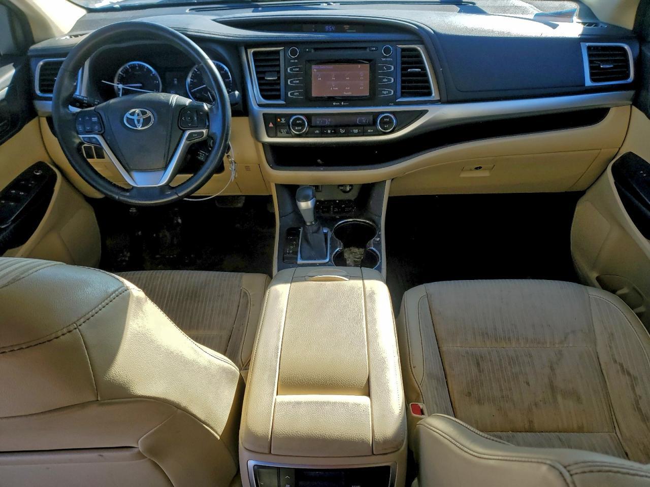 2014 TOYOTA HIGHLANDER