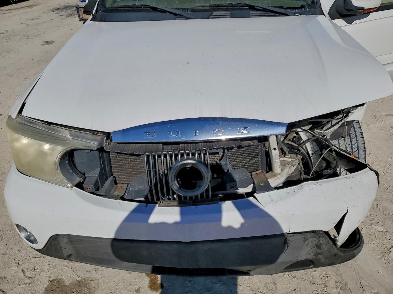 2004 BUICK Rainier