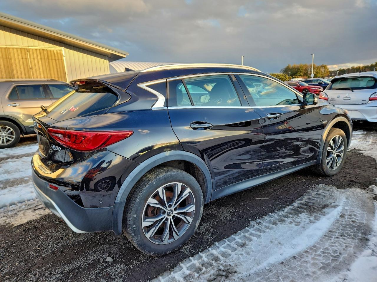 2018 INFINITI QX30