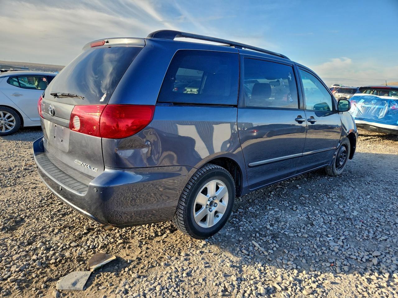 2007 TOYOTA SIENNA