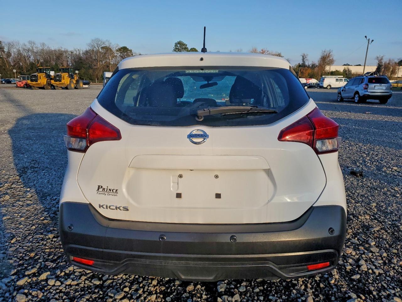 2020 NISSAN KICKS