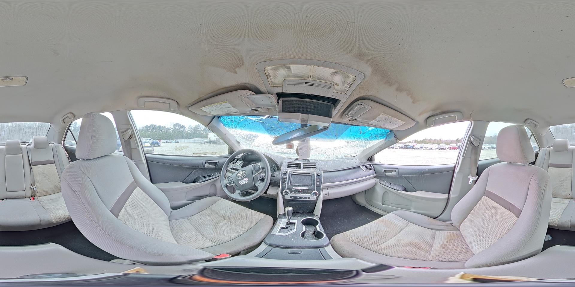 2014 TOYOTA CAMRY