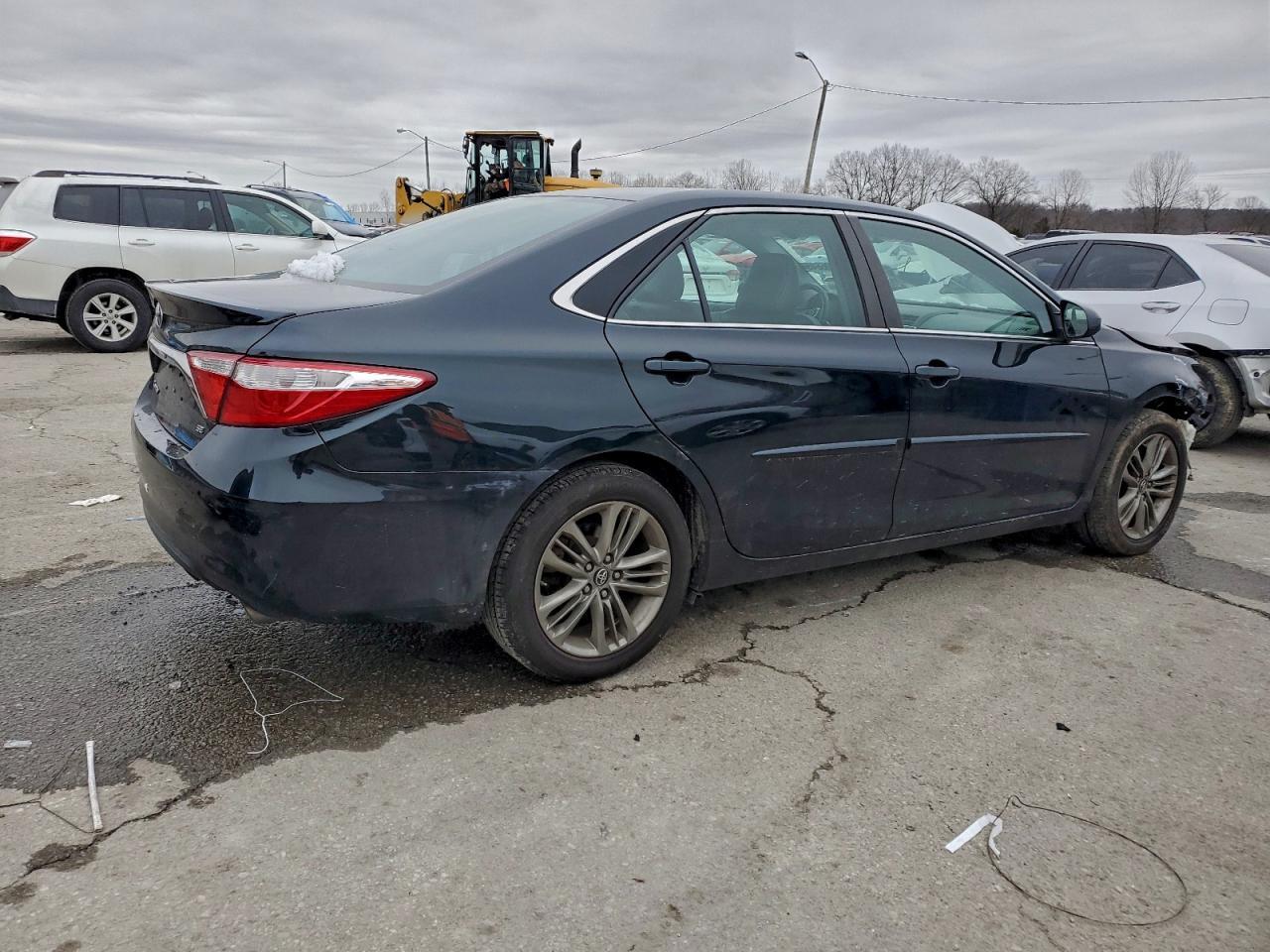 2017 TOYOTA CAMRY