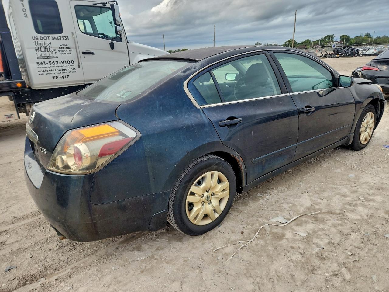 2010 NISSAN ALTIMA