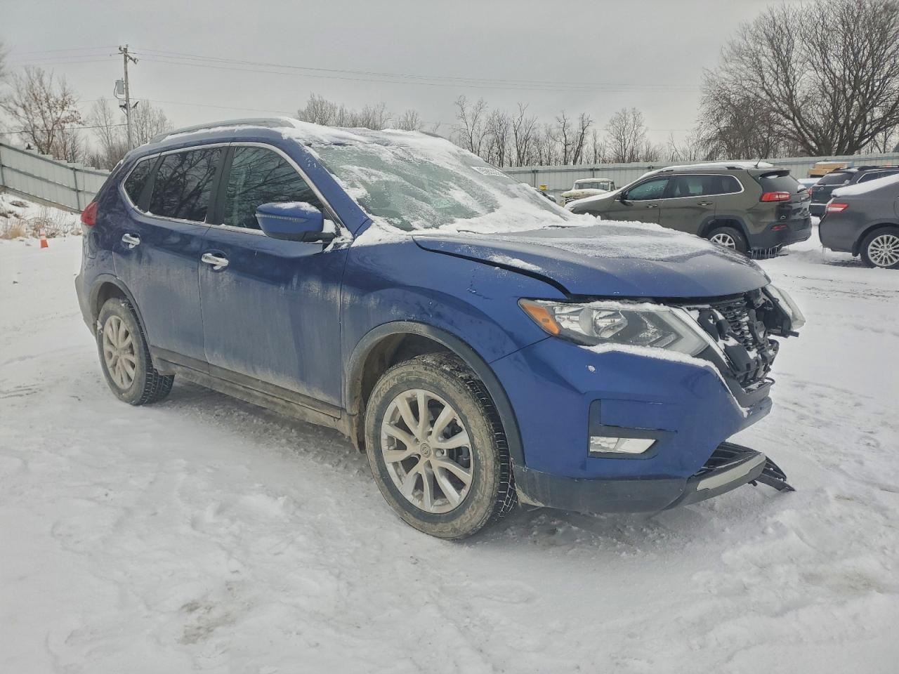 2017 NISSAN ROGUE