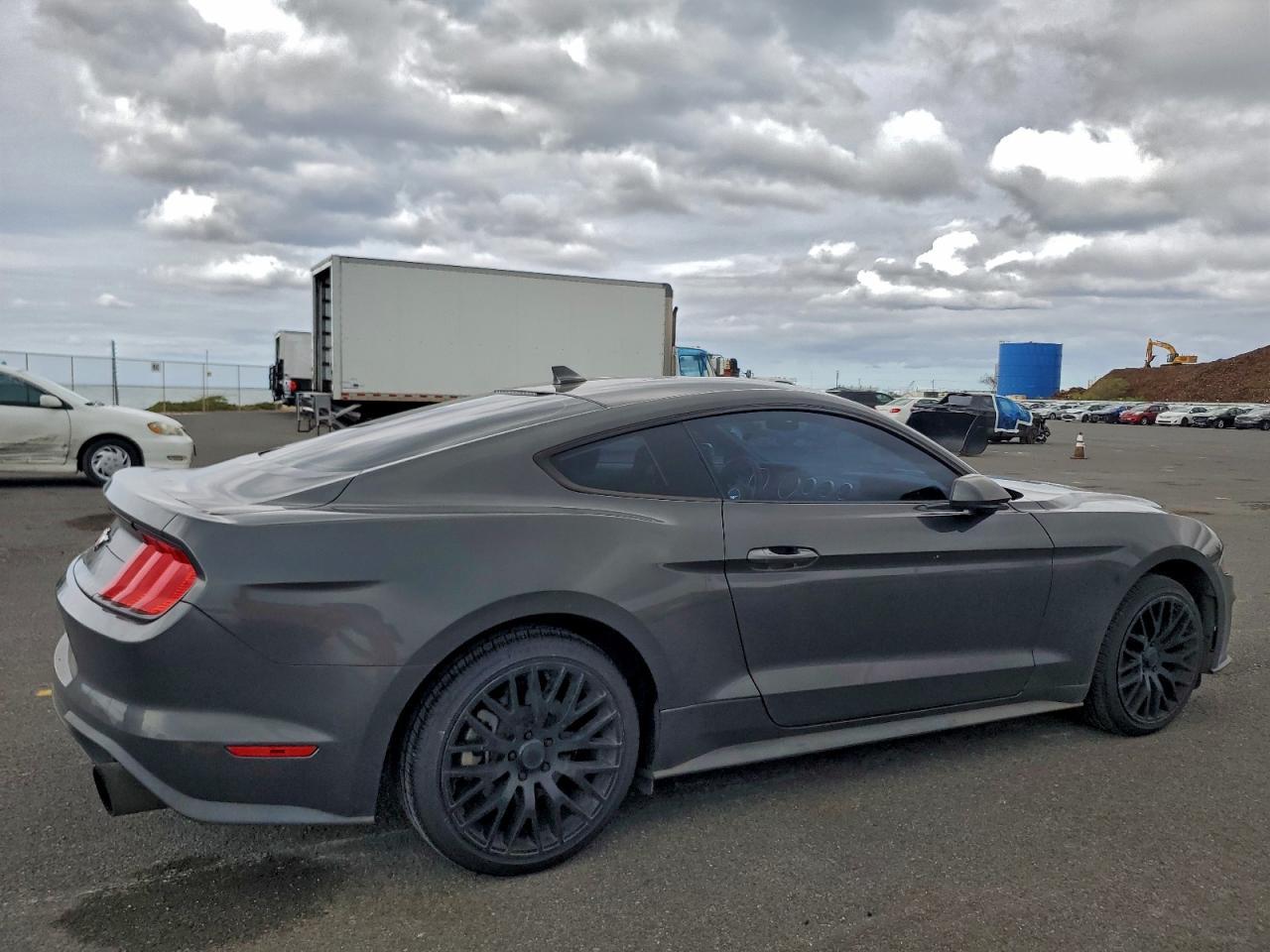 2020 FORD MUSTANG