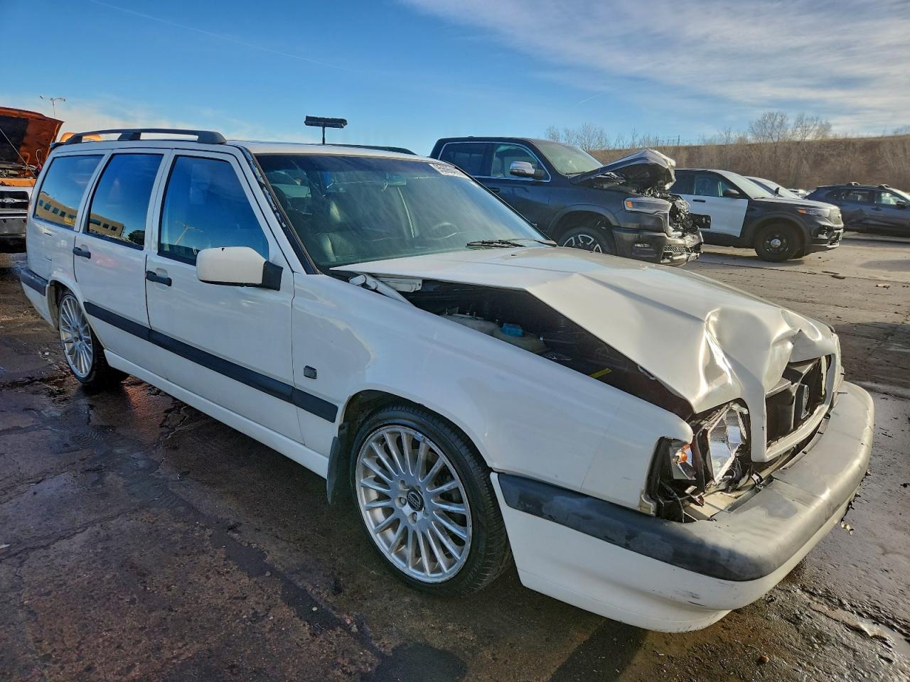 1996 VOLVO 850