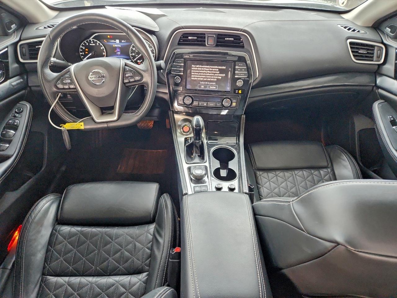 2022 NISSAN Maxima