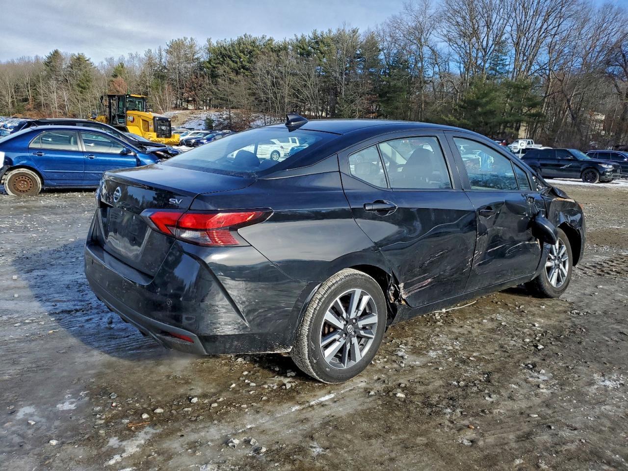 2021 NISSAN VERSA