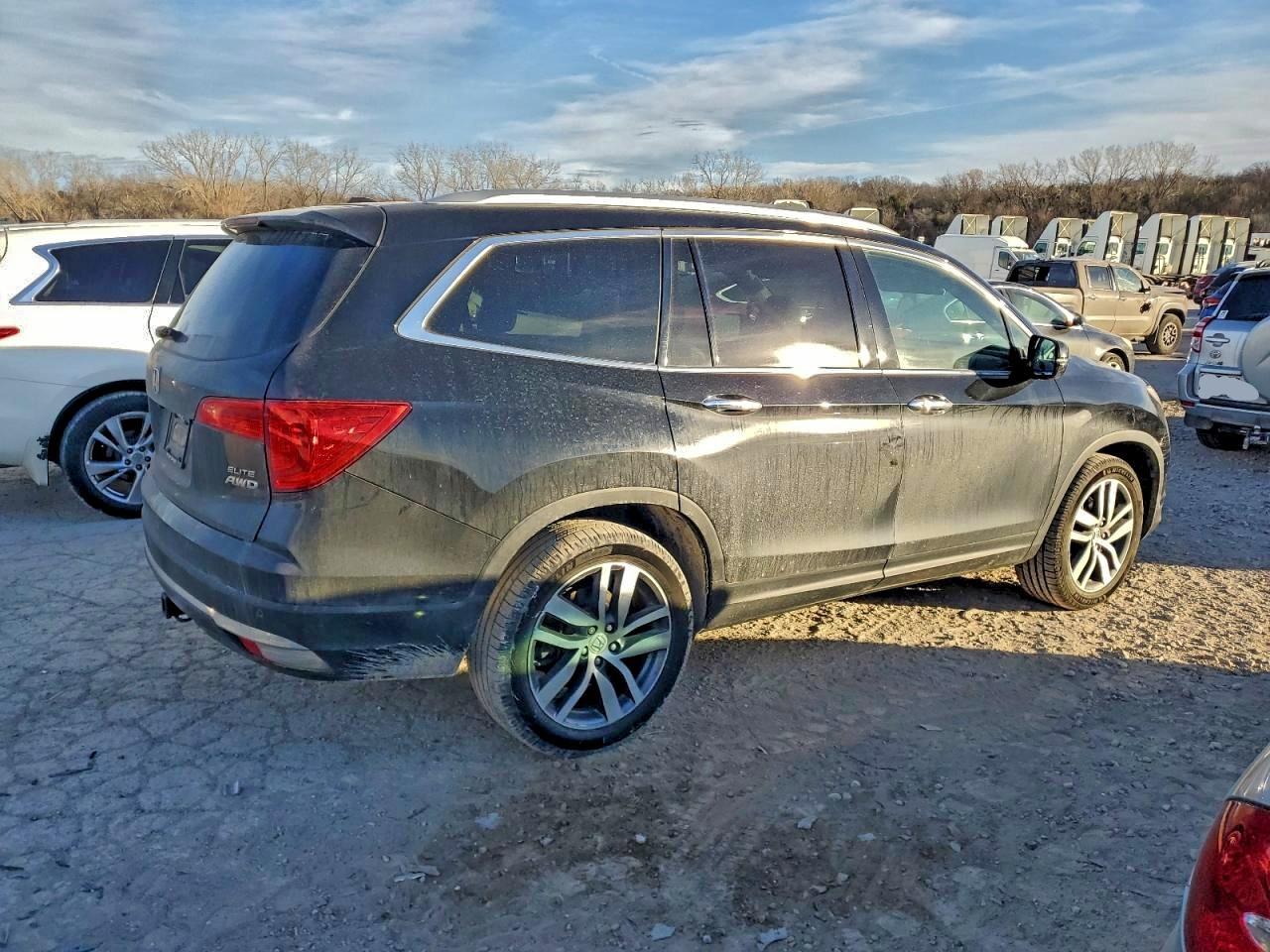 2016 HONDA PILOT