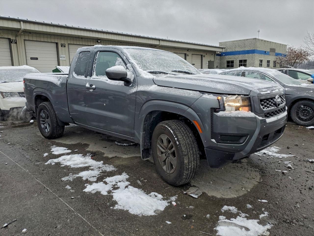 2025 NISSAN Frontier