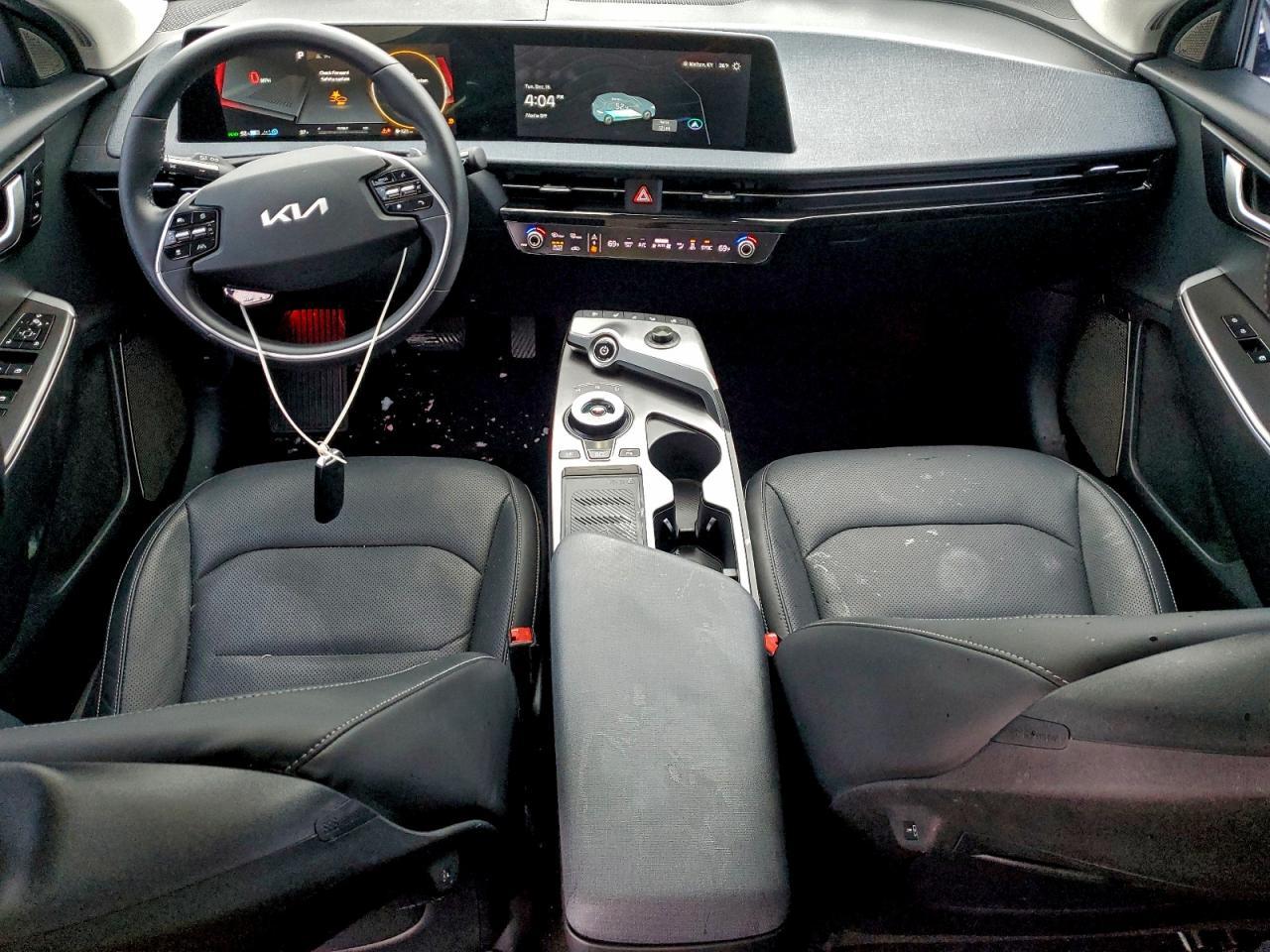 2023 KIA EV6