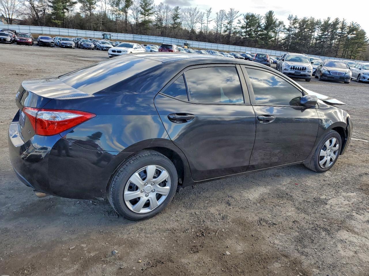2015 TOYOTA COROLLA