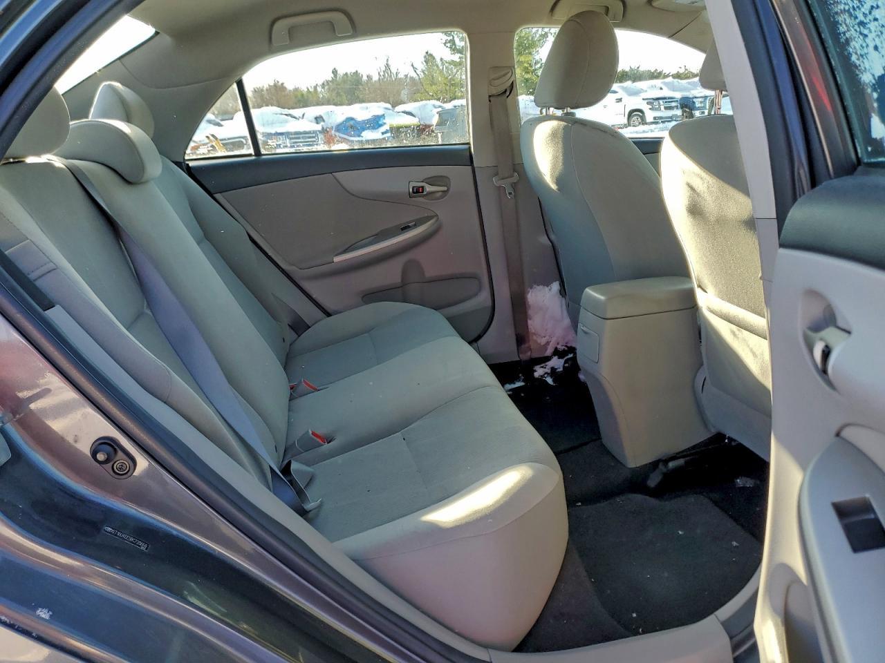 2011 TOYOTA COROLLA