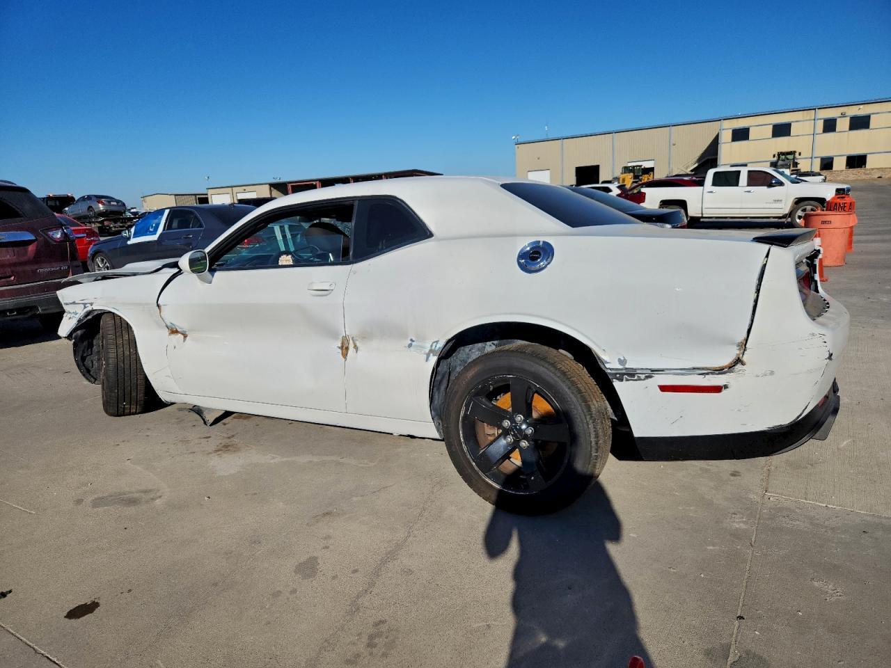 2016 DODGE Challenger