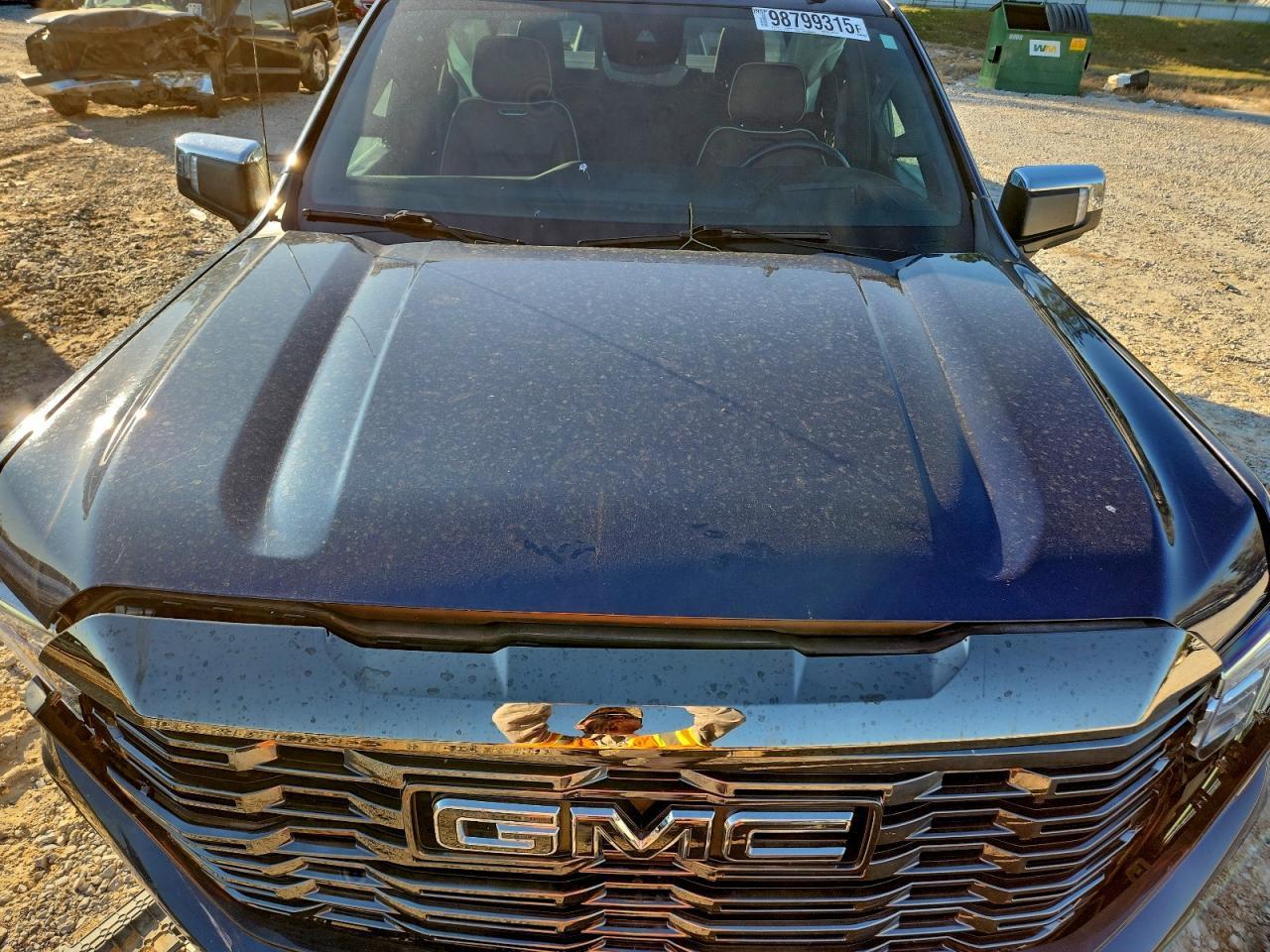 2023 GMC Sierra