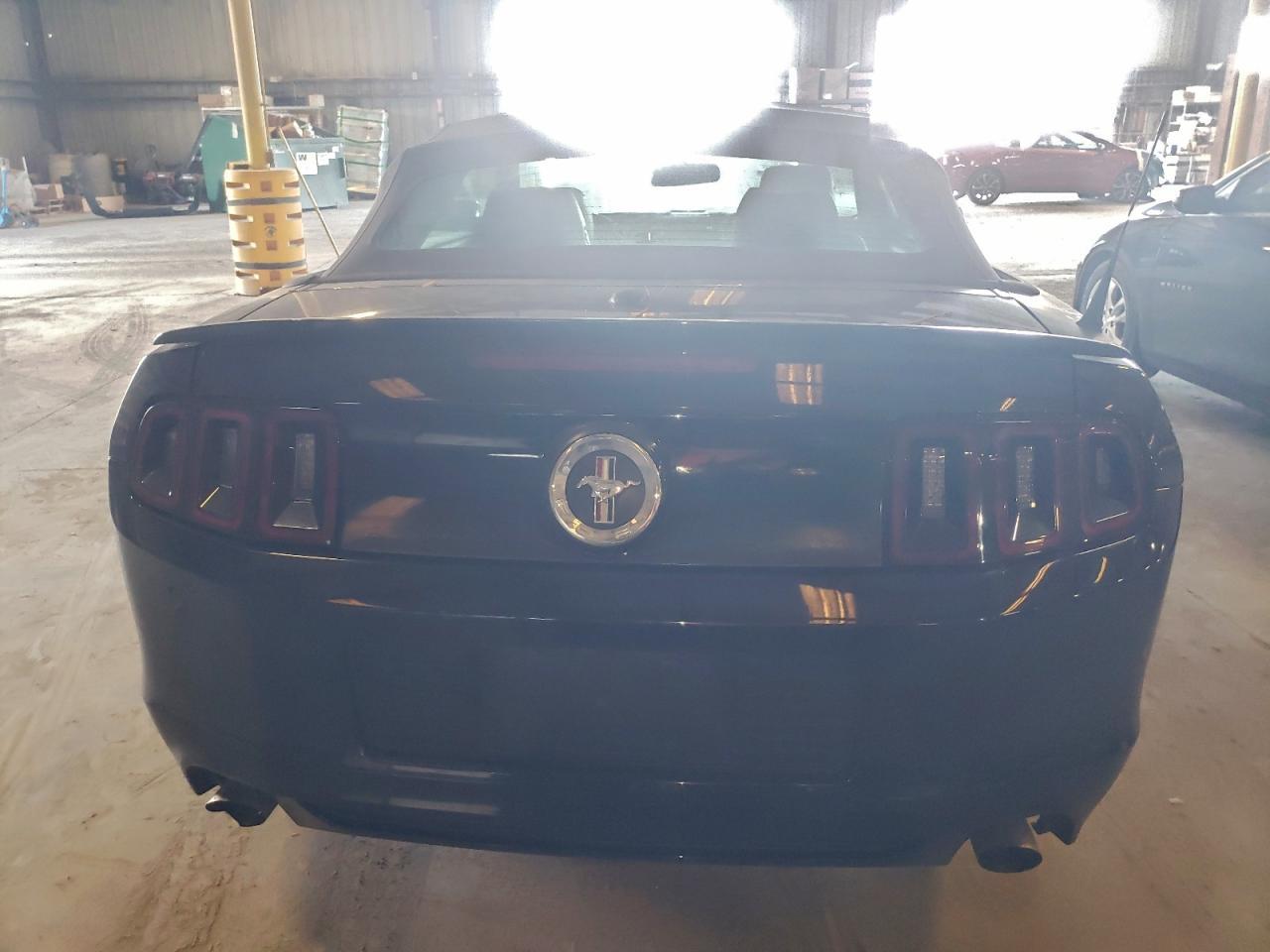 2013 FORD MUSTANG