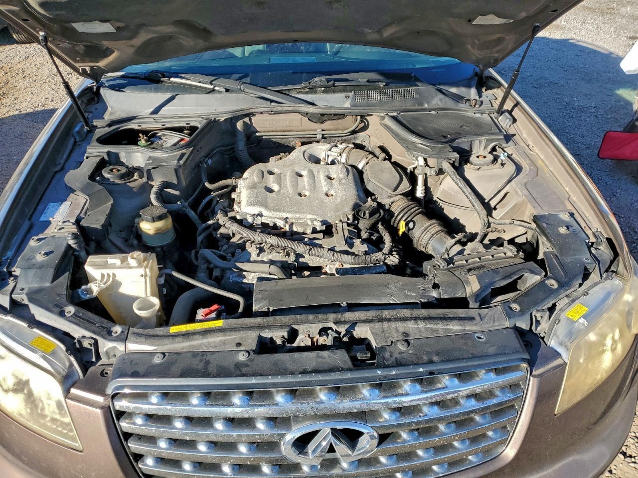 2005 INFINITI FX35