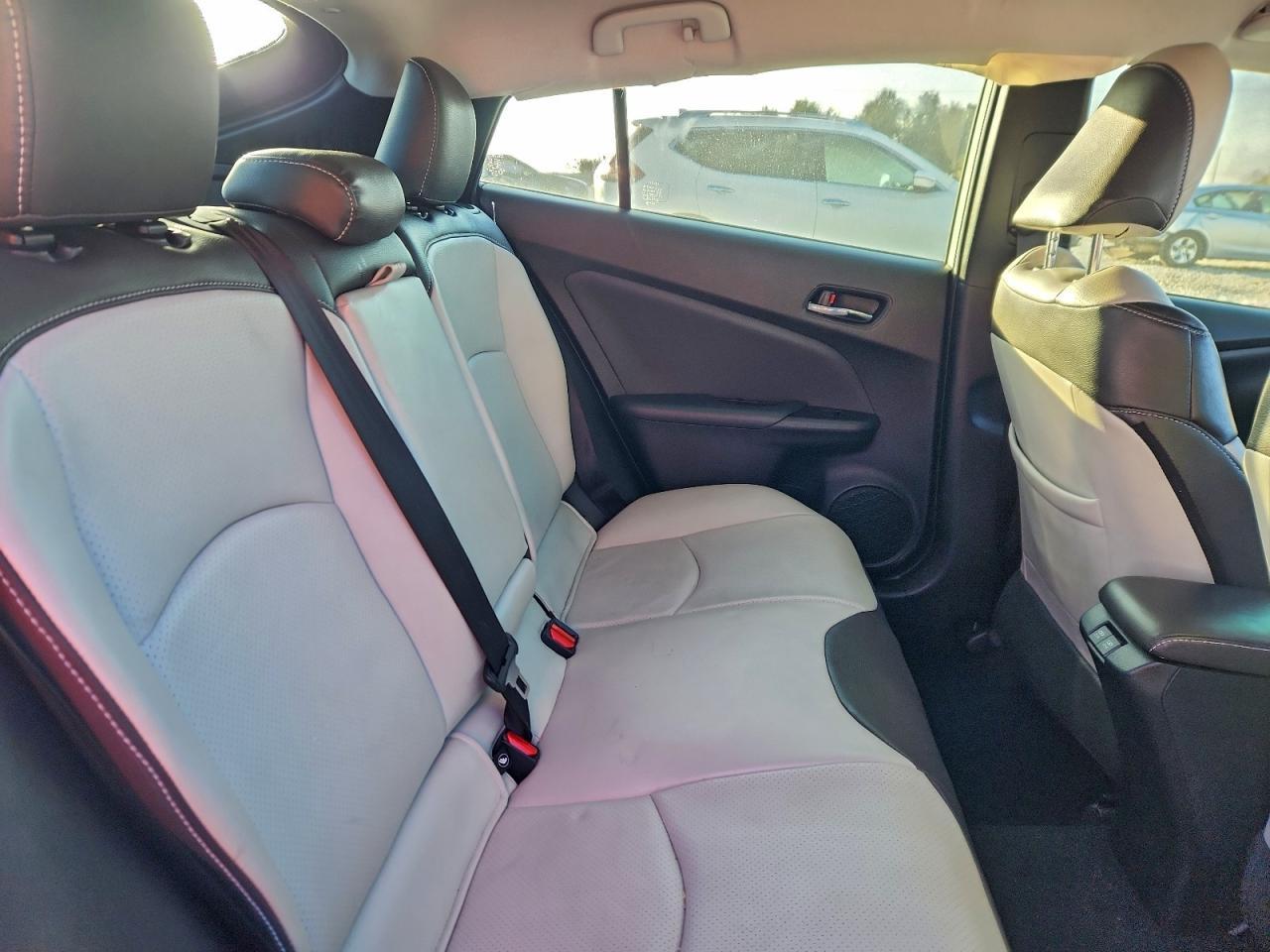 2020 TOYOTA PRIUS