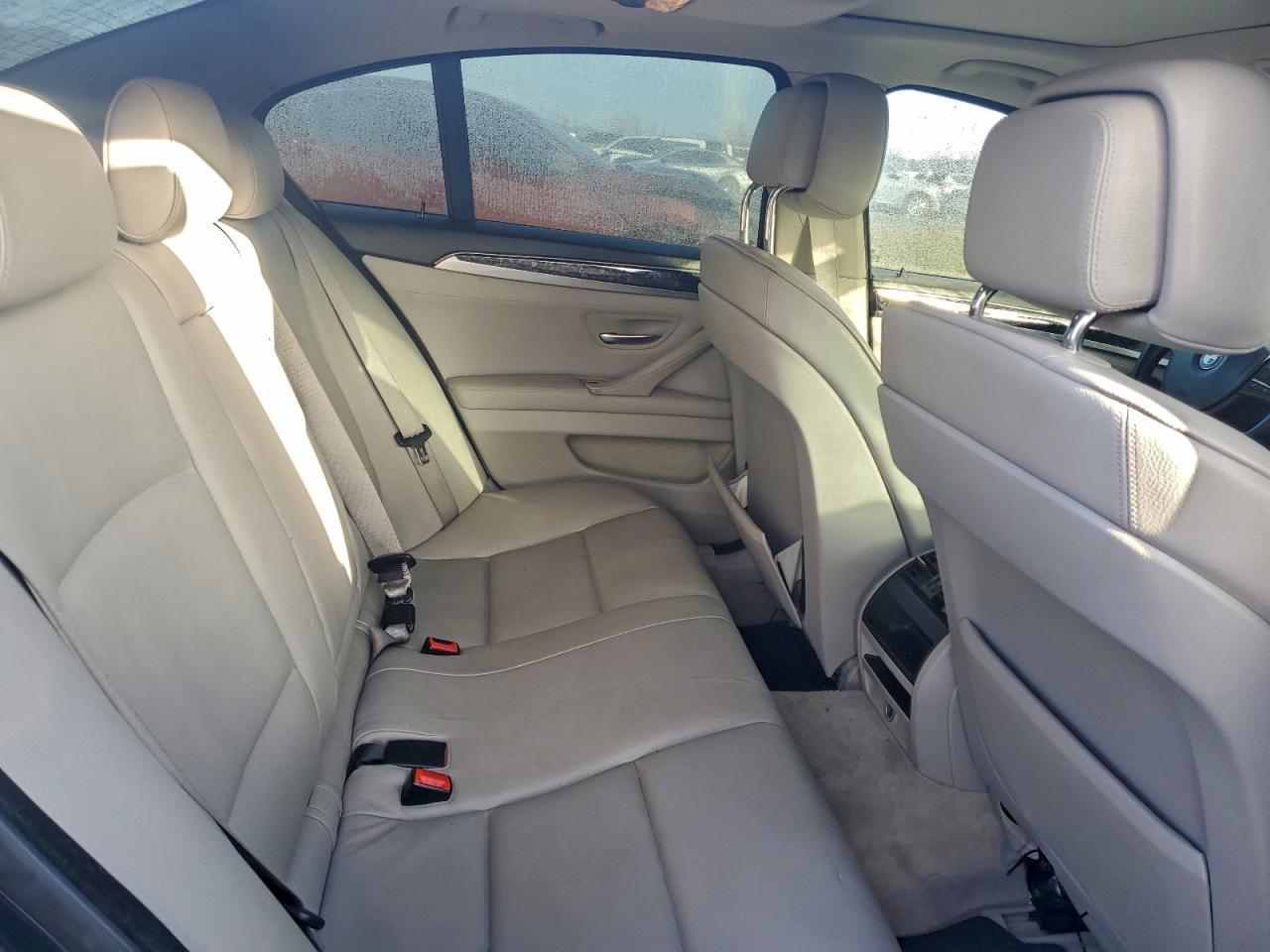 2011 BMW 5 series