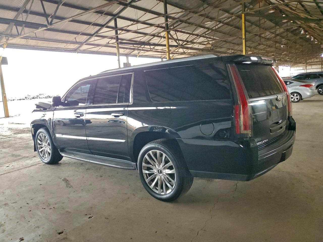 2016 CADILLAC Escalade ESV