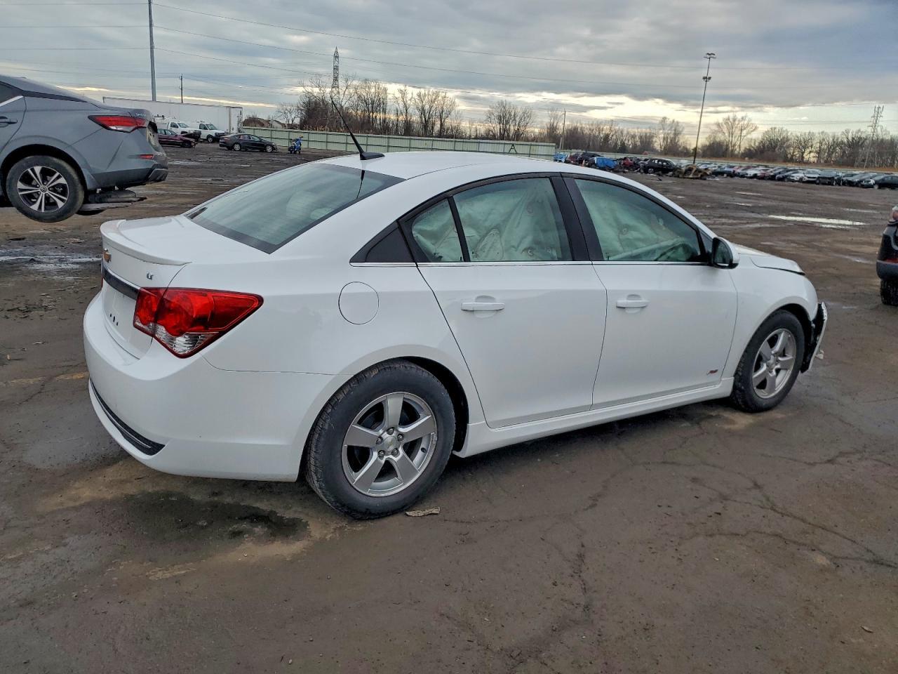 2011 CHEVROLET CRUZE