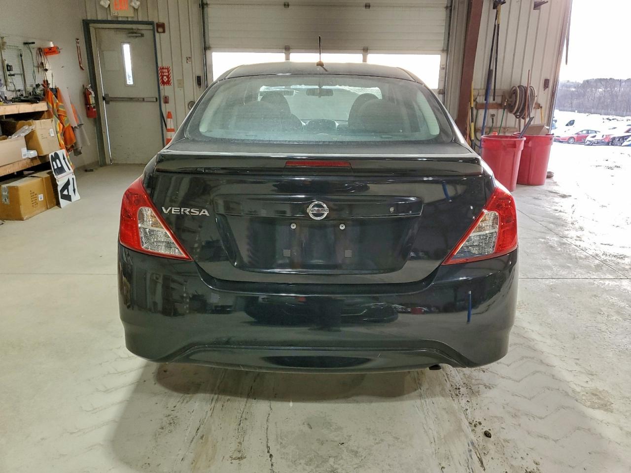 2018 NISSAN VERSA