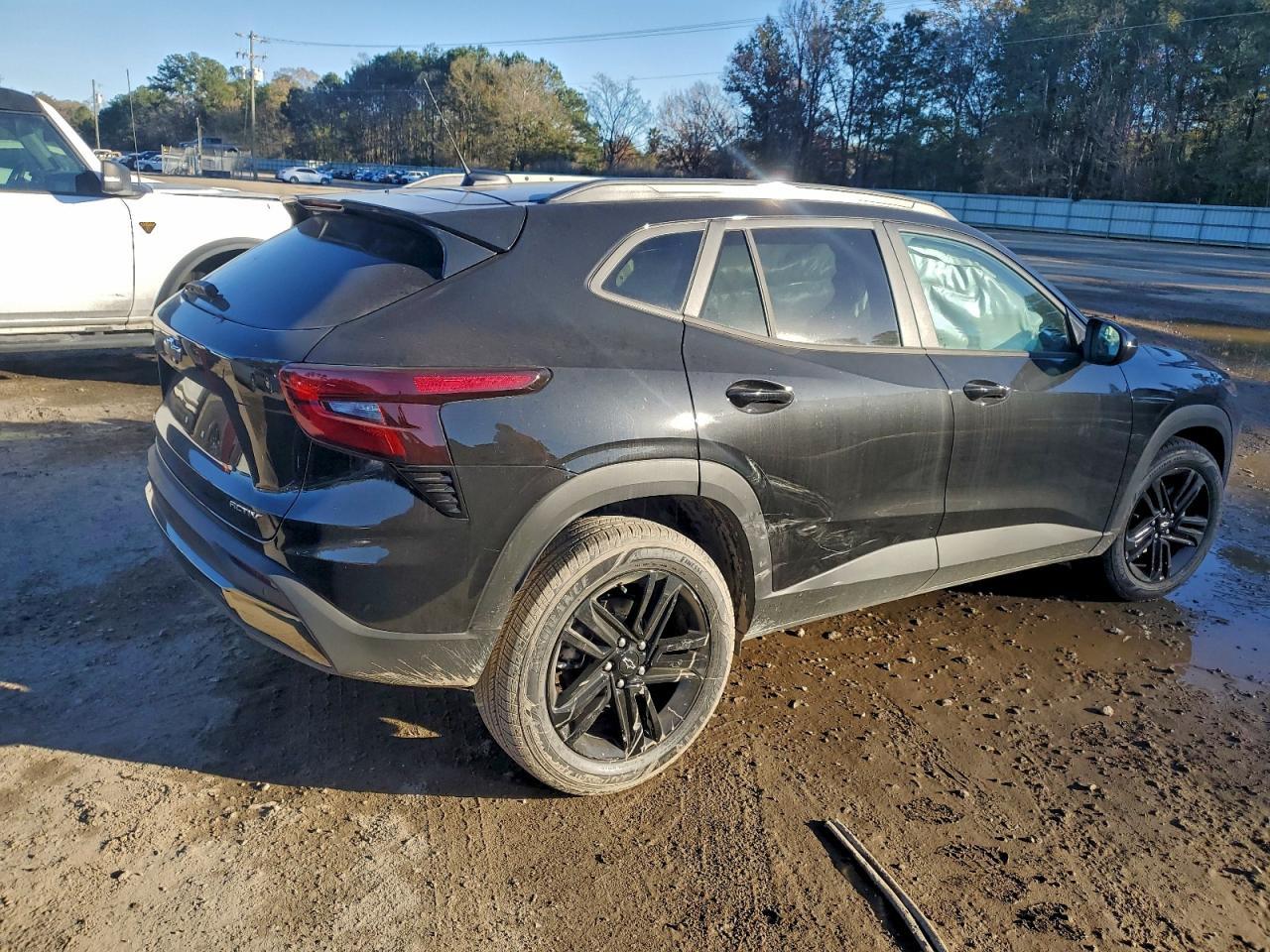 2025 CHEVROLET TRAX