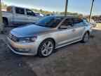 2012 VOLKSWAGEN Passat