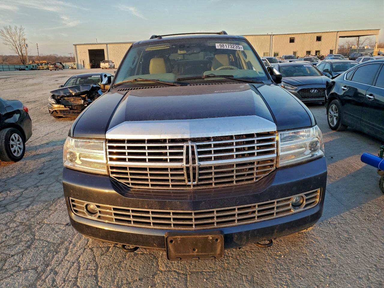 2013 LINCOLN Navigator