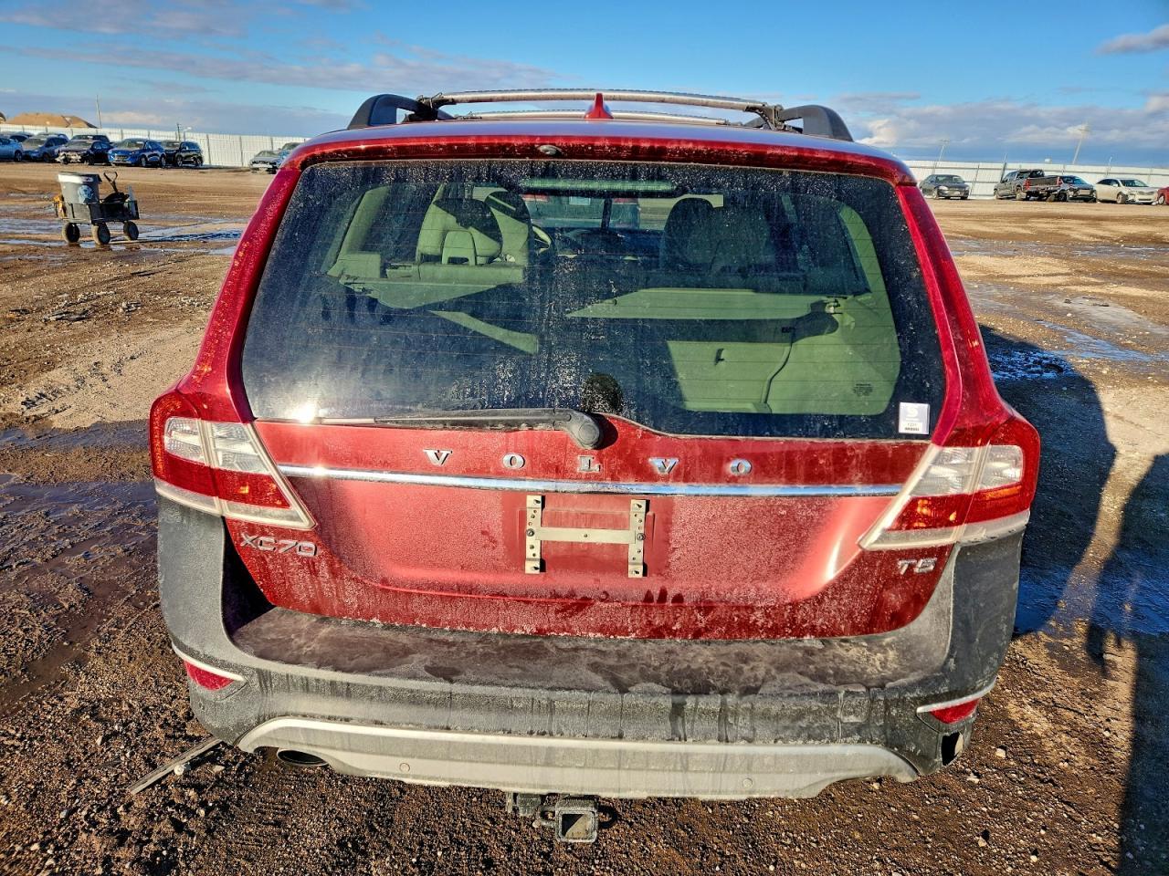 2015 VOLVO XC70