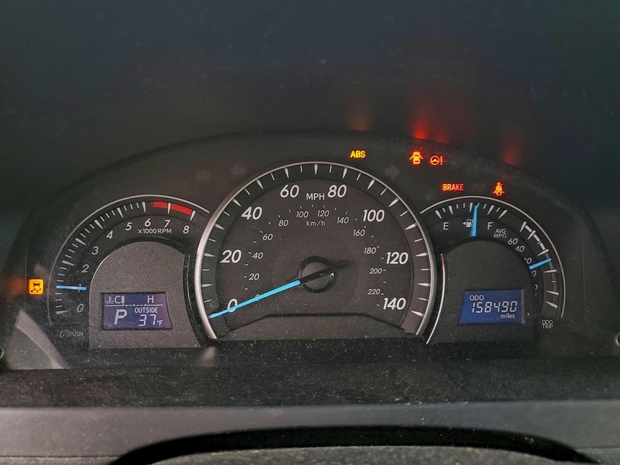 2014 TOYOTA CAMRY