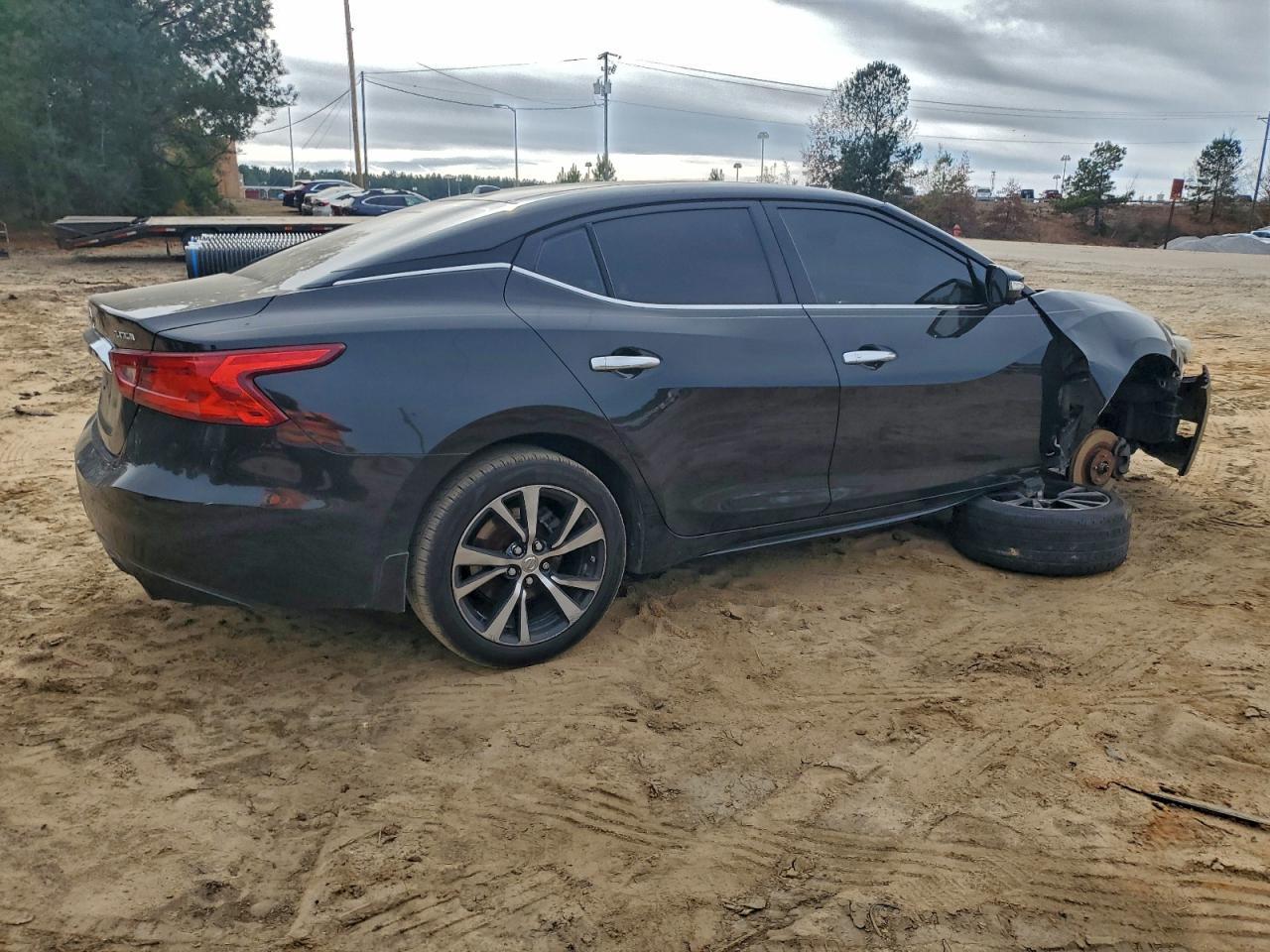 2018 NISSAN Maxima