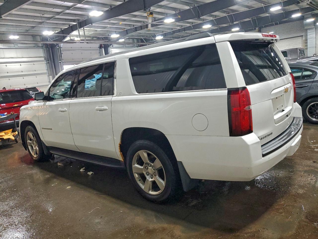 2017 CHEVROLET Suburban