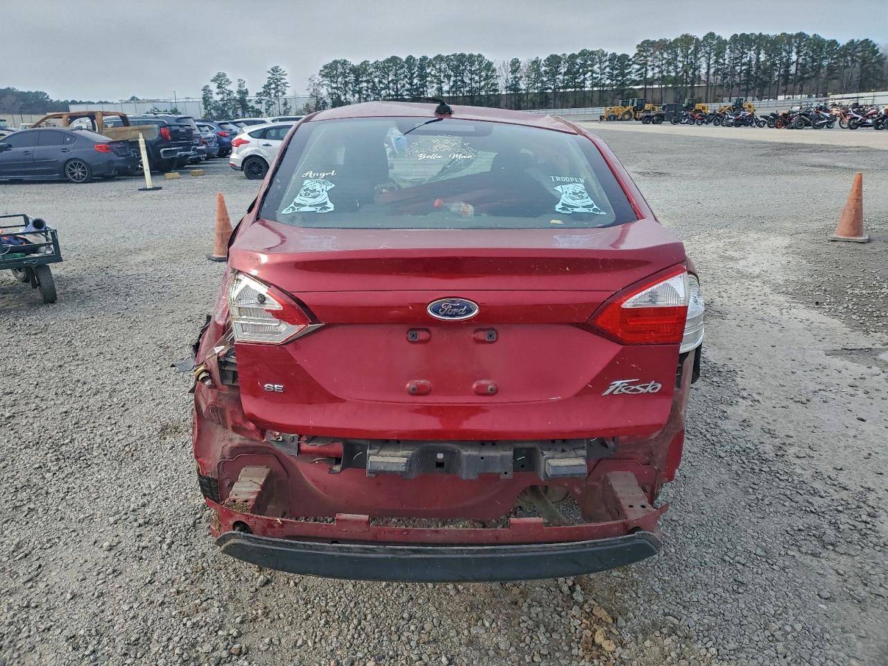 2016 FORD Fiesta