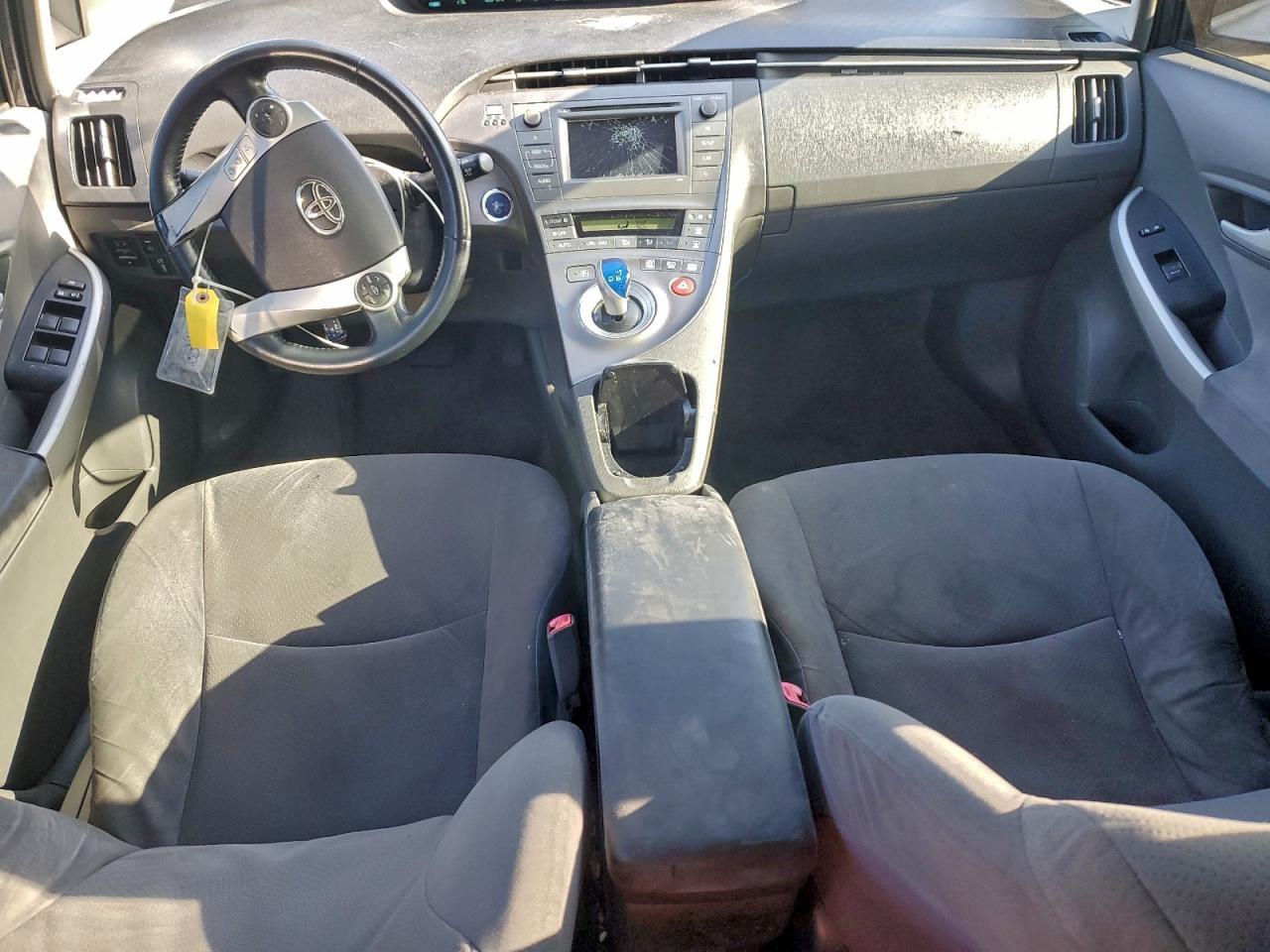 2011 TOYOTA PRIUS