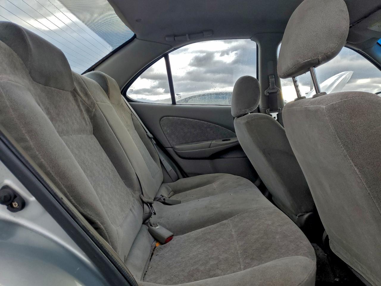 2002 NISSAN SENTRA