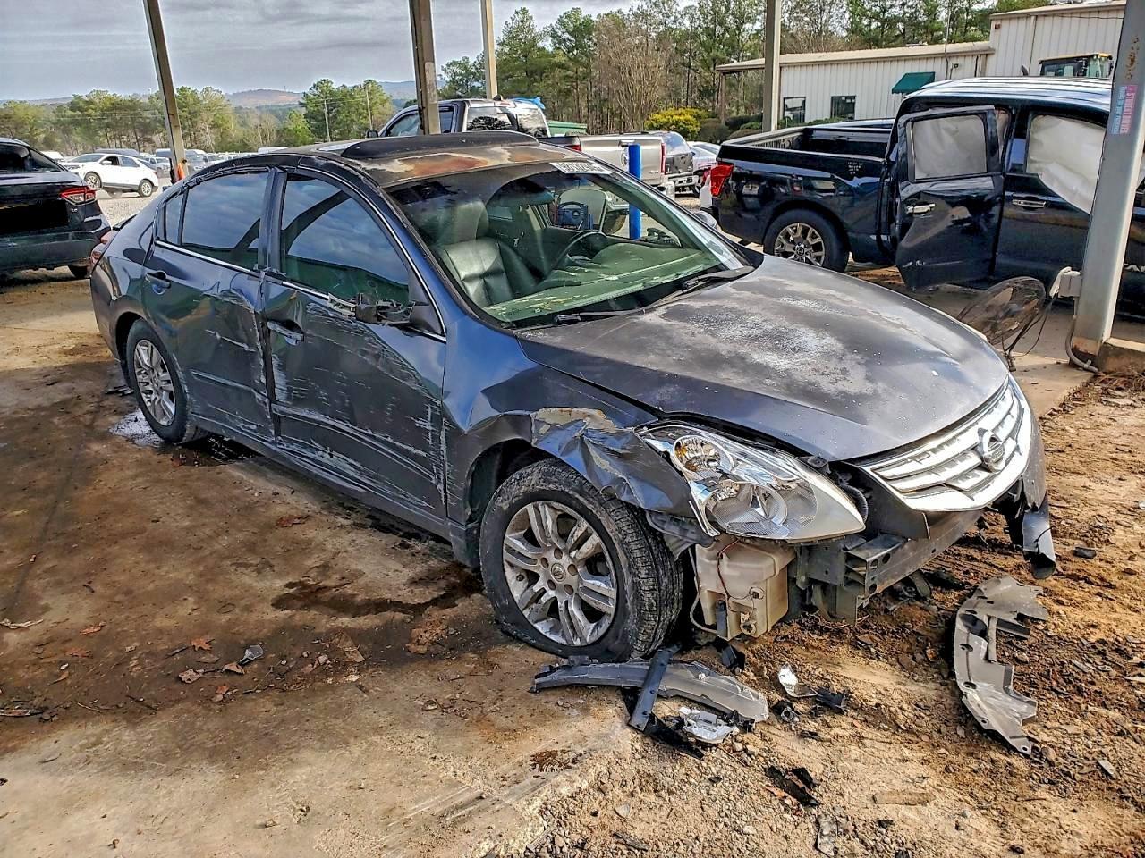 2010 NISSAN ALTIMA