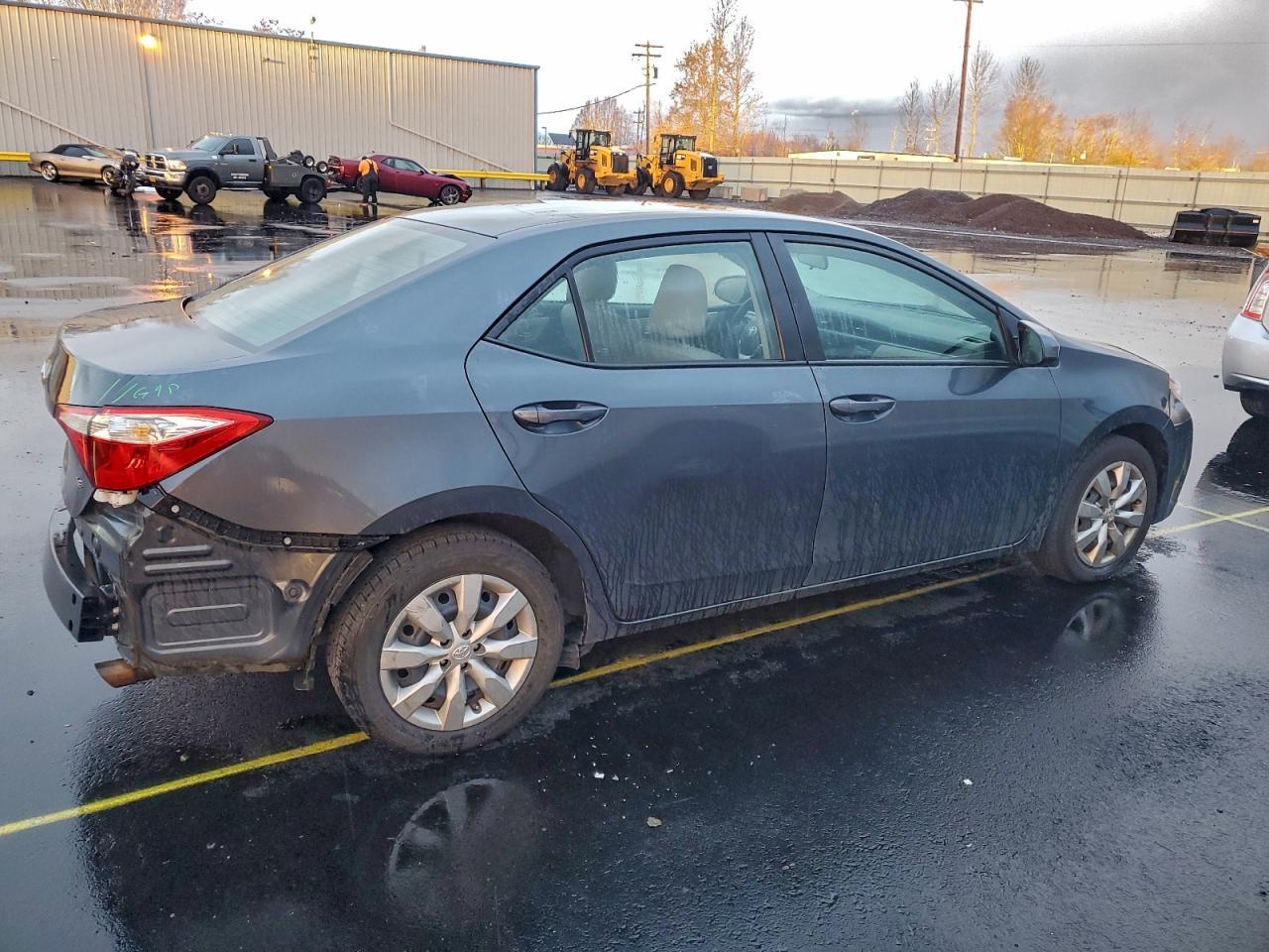 2015 TOYOTA COROLLA