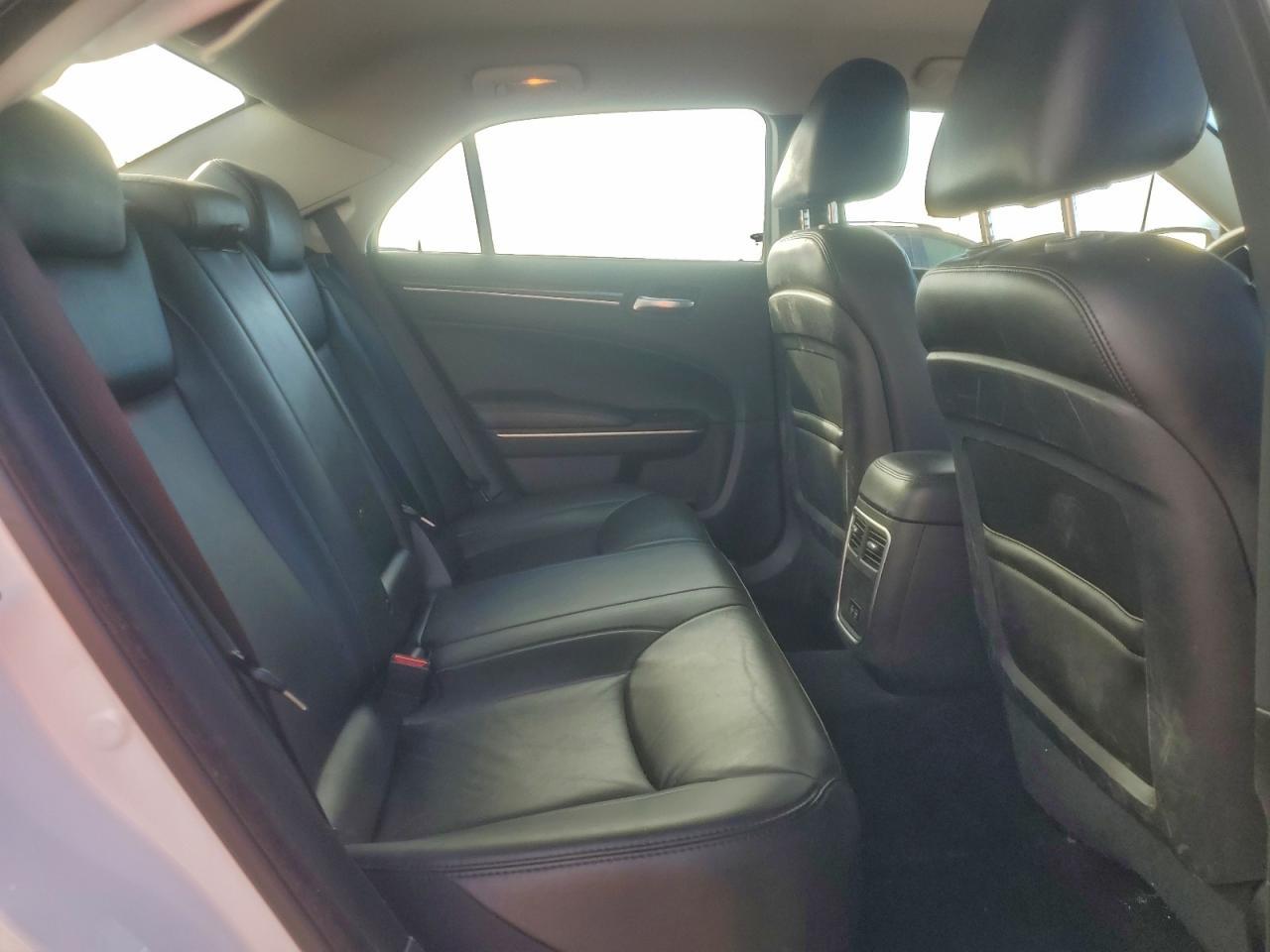 2022 CHRYSLER 300