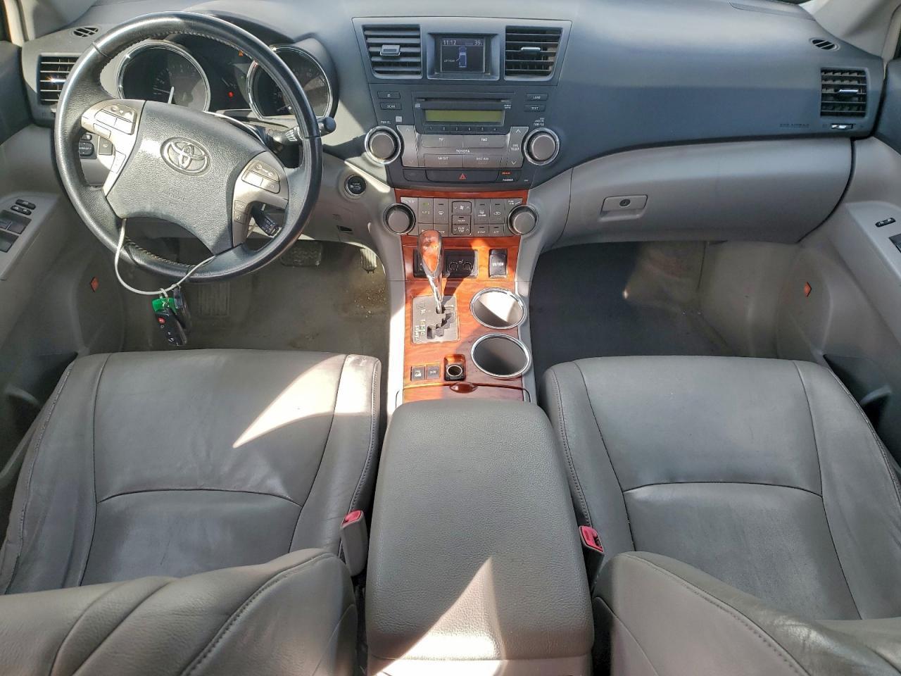 2008 TOYOTA HIGHLANDER