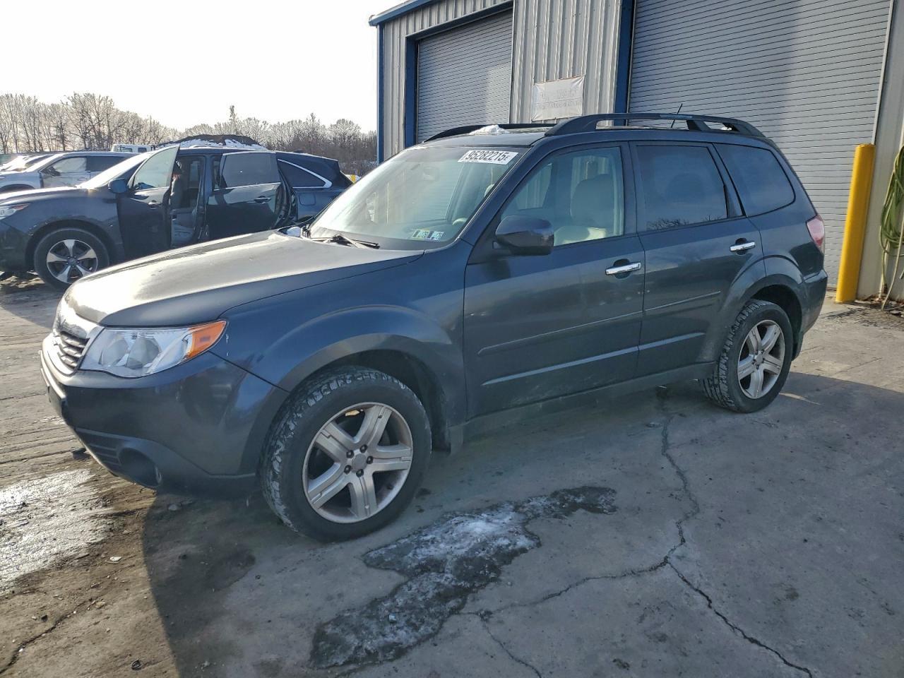 2010 SUBARU FORESTER