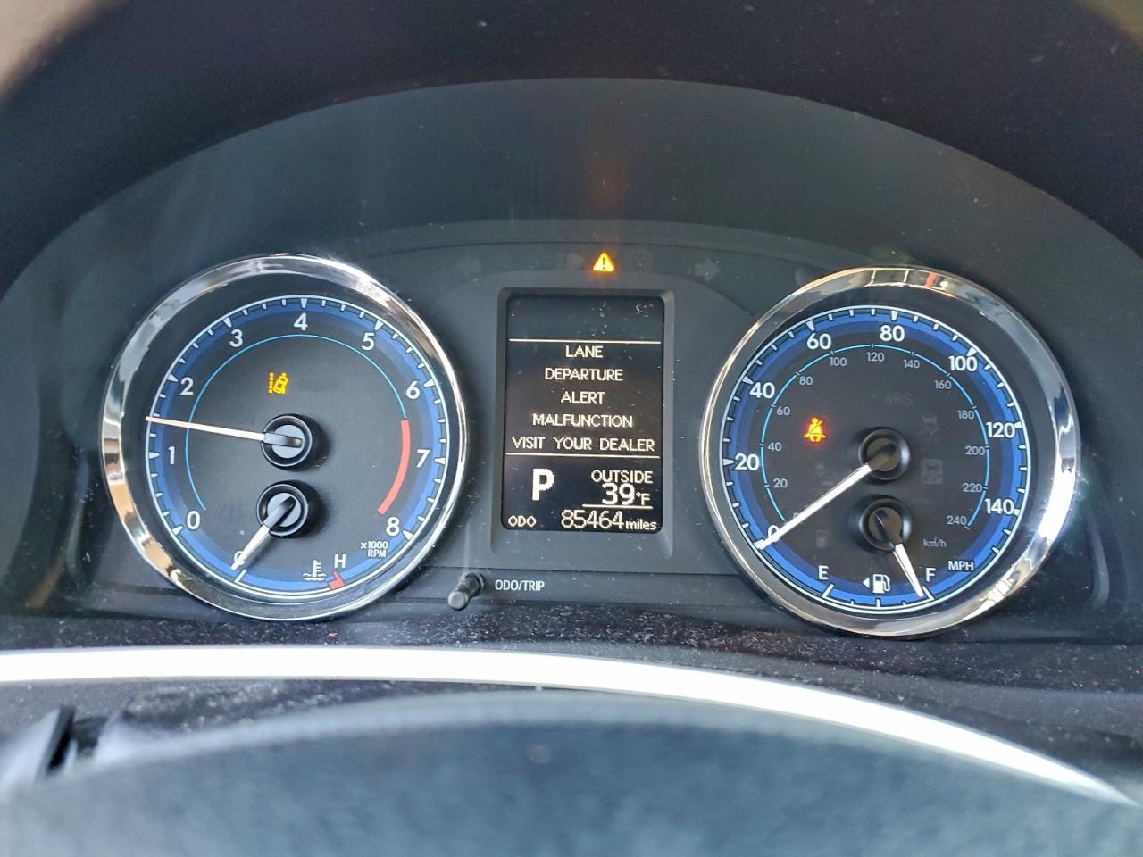 2017 TOYOTA COROLLA