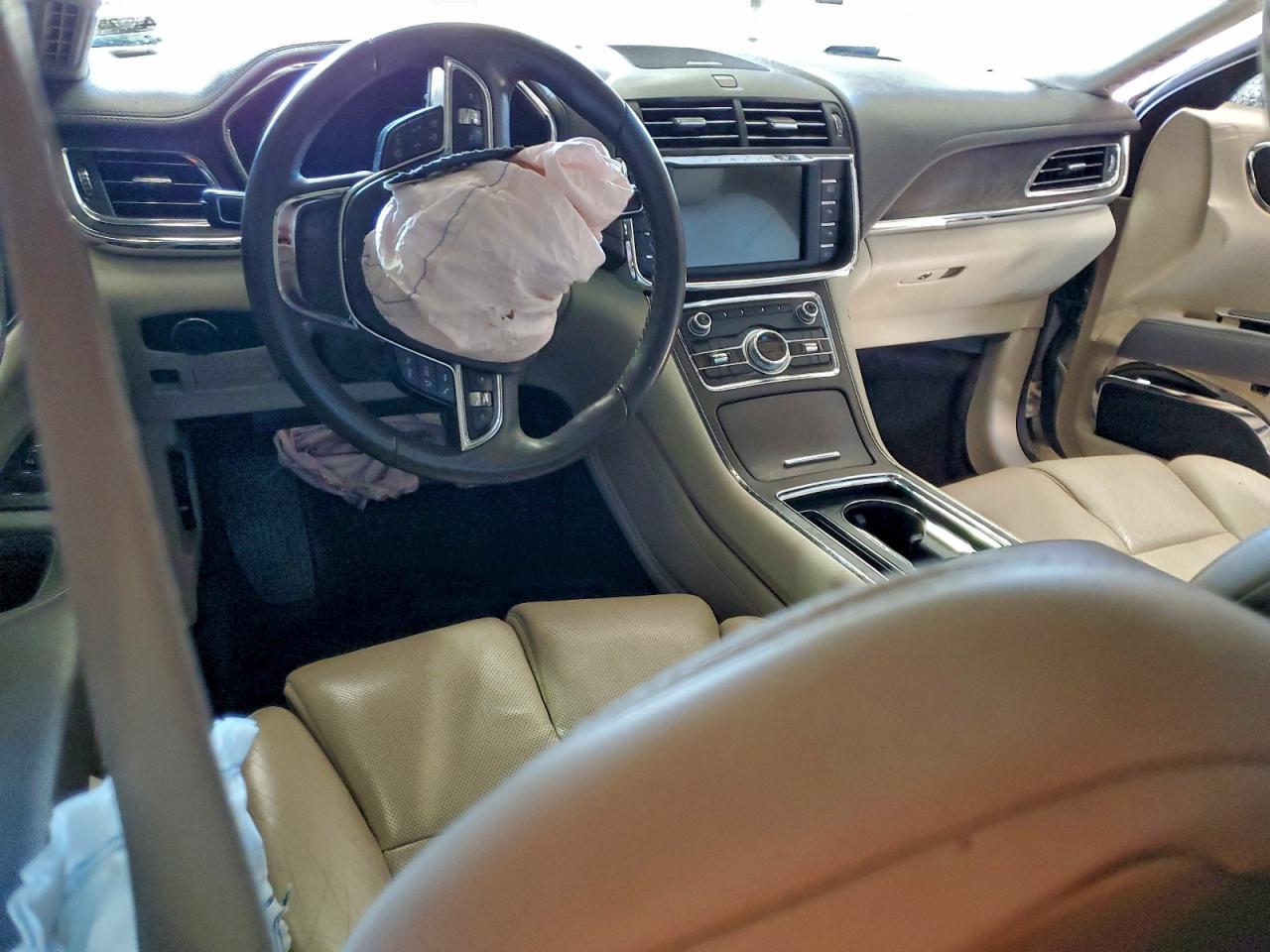 2017 LINCOLN Continental