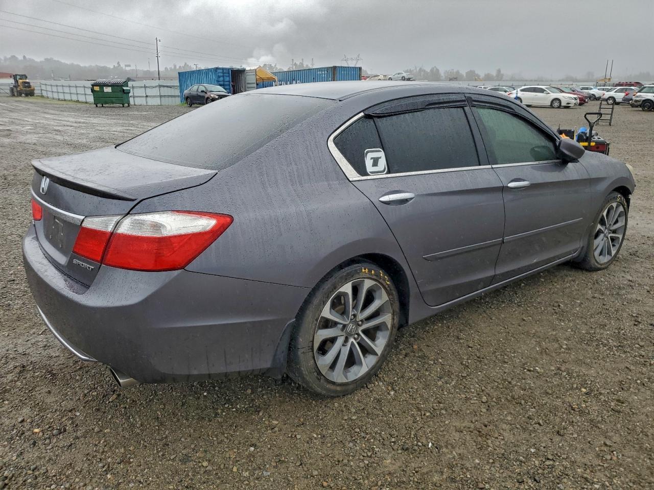 2015 HONDA ACCORD