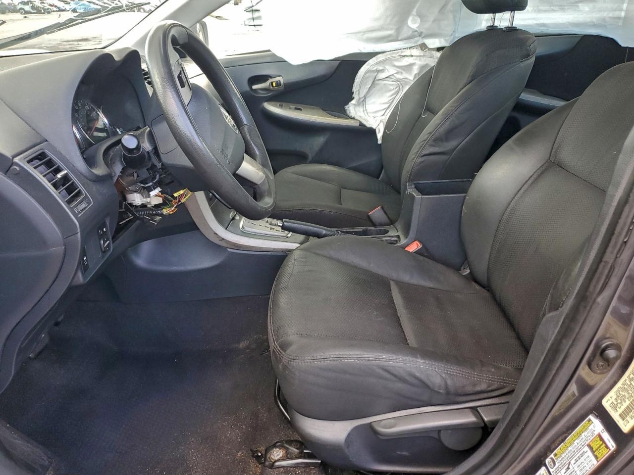 2013 TOYOTA COROLLA